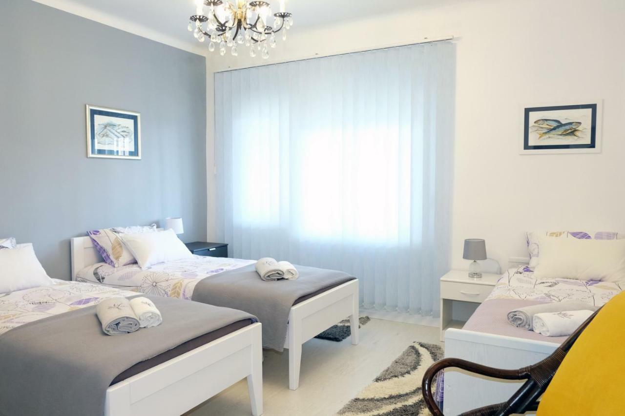 Apartment Dalmotion Split Bagian luar foto